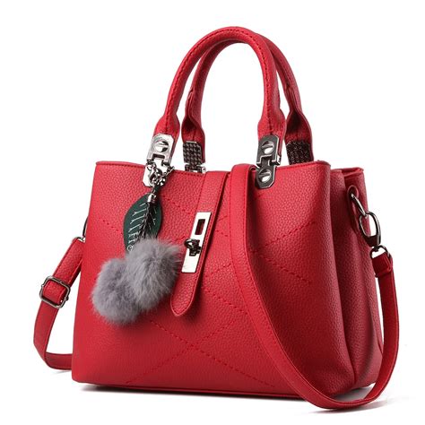 borsello a mano fendi|Women's Luxury Bags & Designer Handbags .